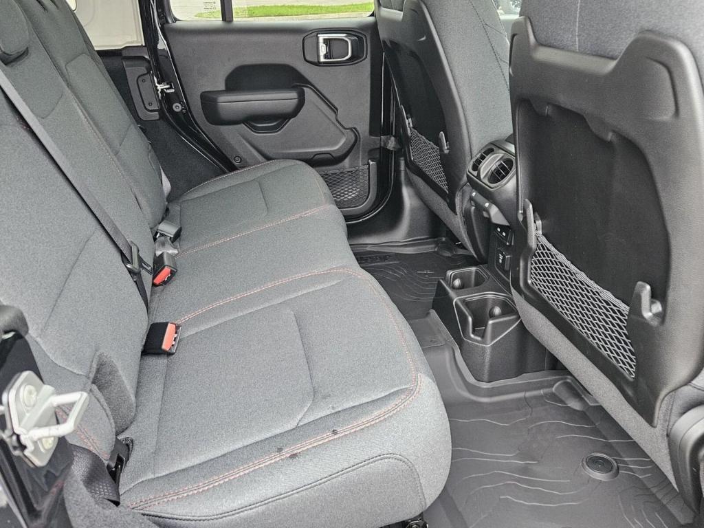 new 2025 Jeep Wrangler car, priced at $48,163