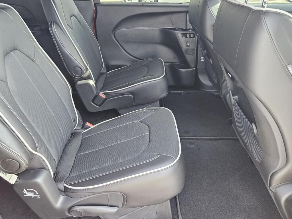 new 2026 Chrysler Pacifica car, priced at $43,080