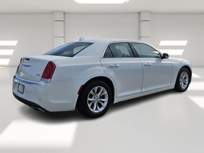 used 2021 Chrysler 300 car, priced at $21,637
