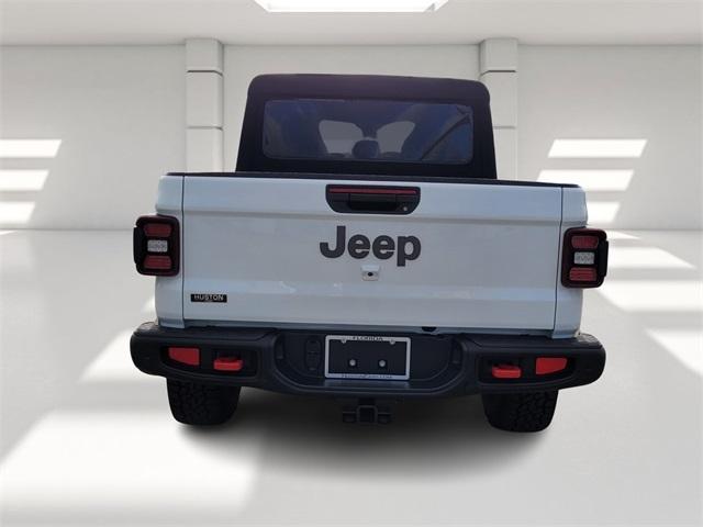 new 2024 Jeep Gladiator car, priced at $52,650