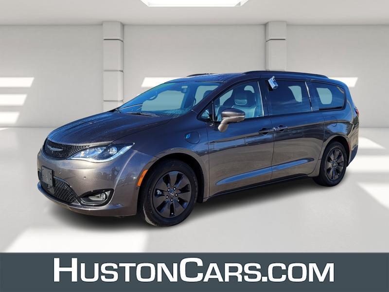 used 2020 Chrysler Pacifica Hybrid car, priced at $30,988