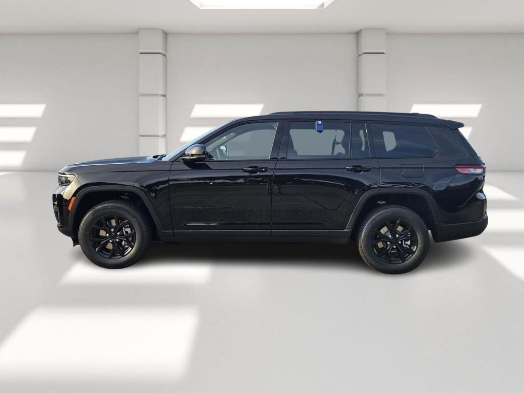 new 2025 Jeep Grand Cherokee L car, priced at $40,556