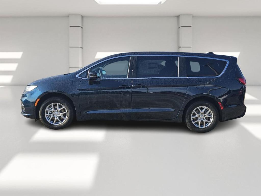 new 2025 Chrysler Pacifica car, priced at $41,153