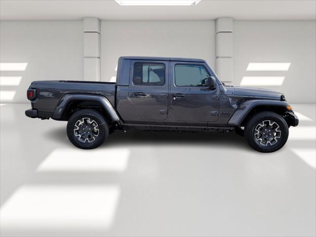 new 2024 Jeep Gladiator car, priced at $46,315