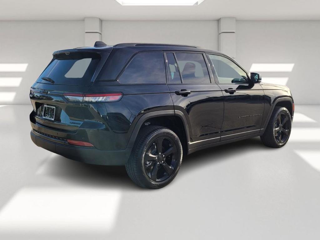 new 2025 Jeep Grand Cherokee car, priced at $49,432