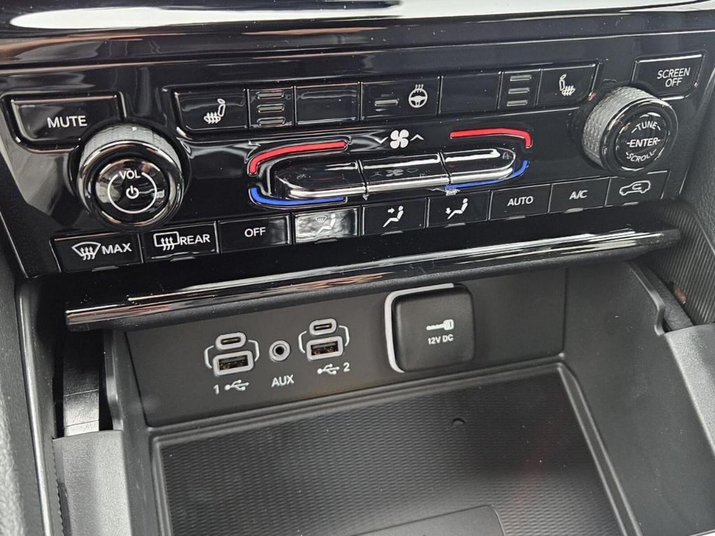 new 2025 Jeep Grand Cherokee car, priced at $36,817