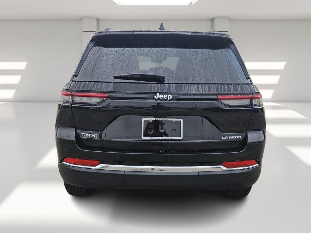 new 2025 Jeep Grand Cherokee car, priced at $36,817