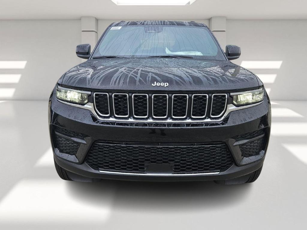 new 2025 Jeep Grand Cherokee car, priced at $36,817