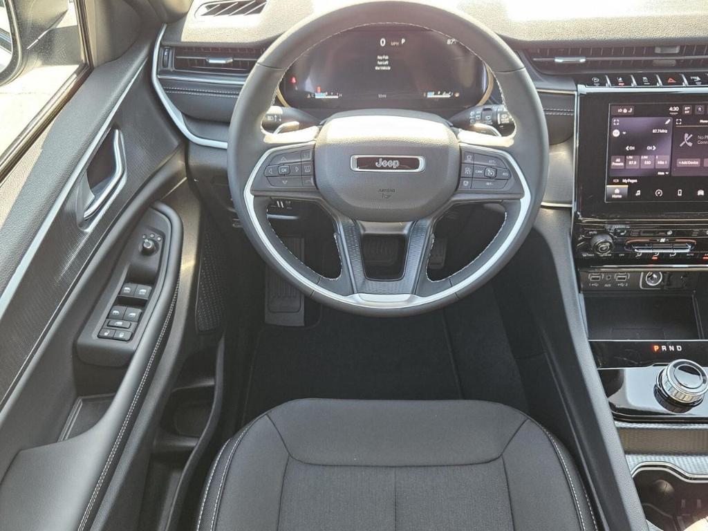 new 2025 Jeep Grand Cherokee L car, priced at $38,029