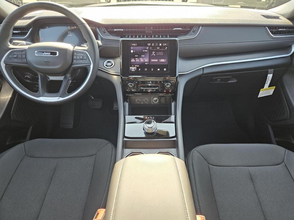 new 2025 Jeep Grand Cherokee L car, priced at $38,029