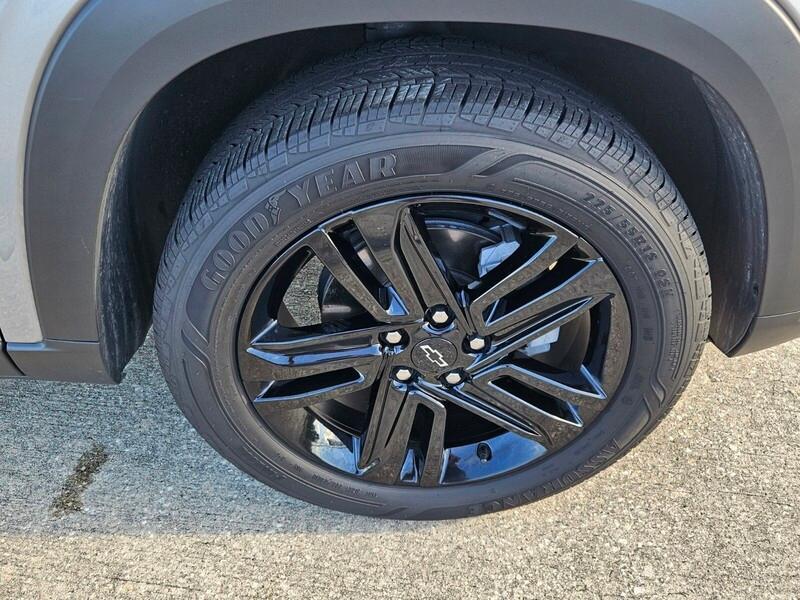 used 2024 Chevrolet Trax car, priced at $21,999