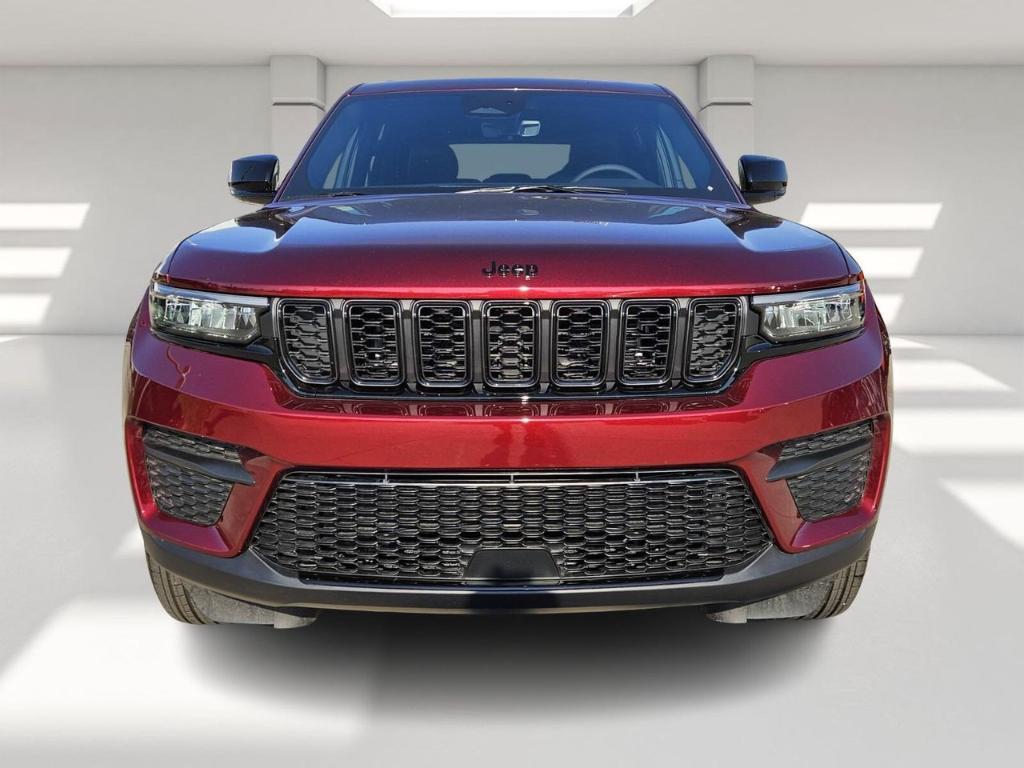 new 2025 Jeep Grand Cherokee car, priced at $37,033