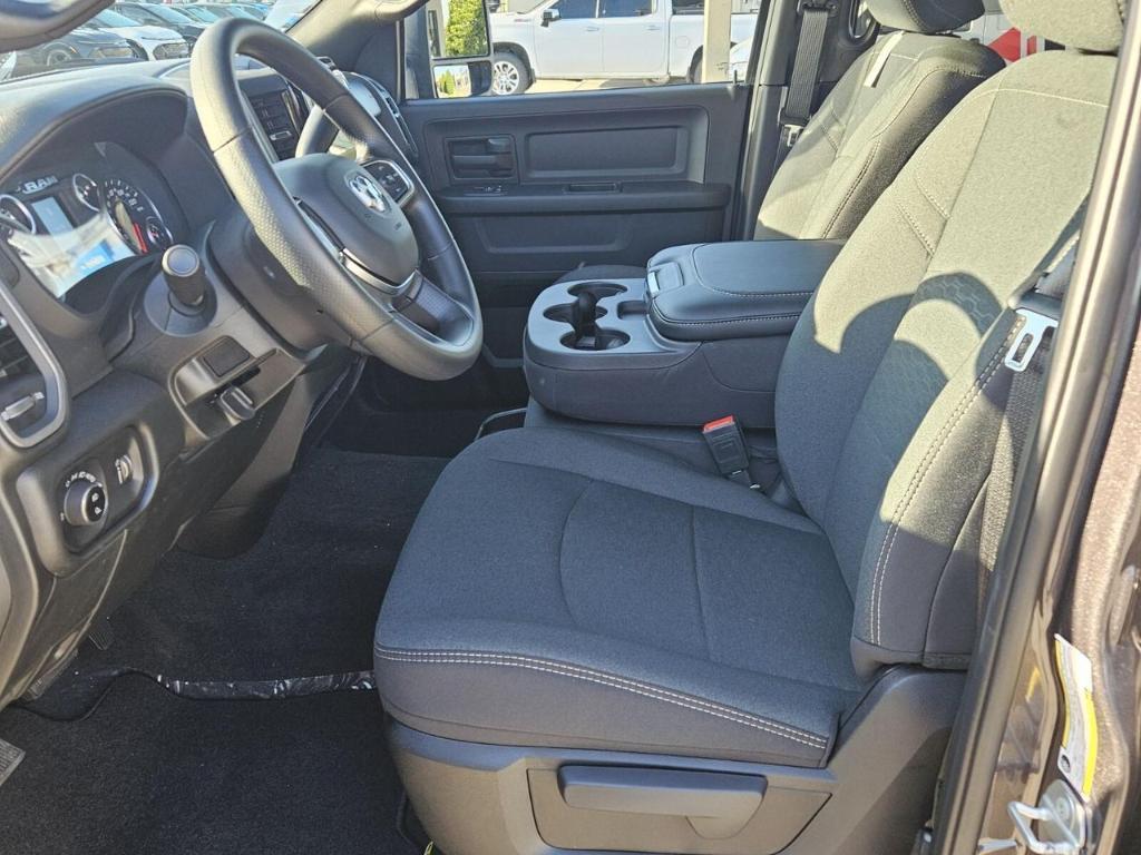 new 2025 Ram 2500 car, priced at $61,761