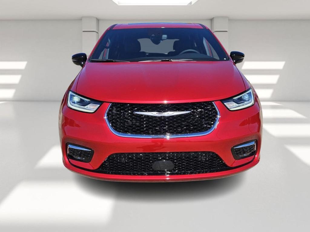 new 2026 Chrysler Pacifica car, priced at $43,717