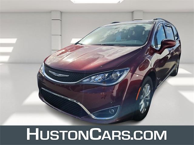 used 2017 Chrysler Pacifica car, priced at $14,472