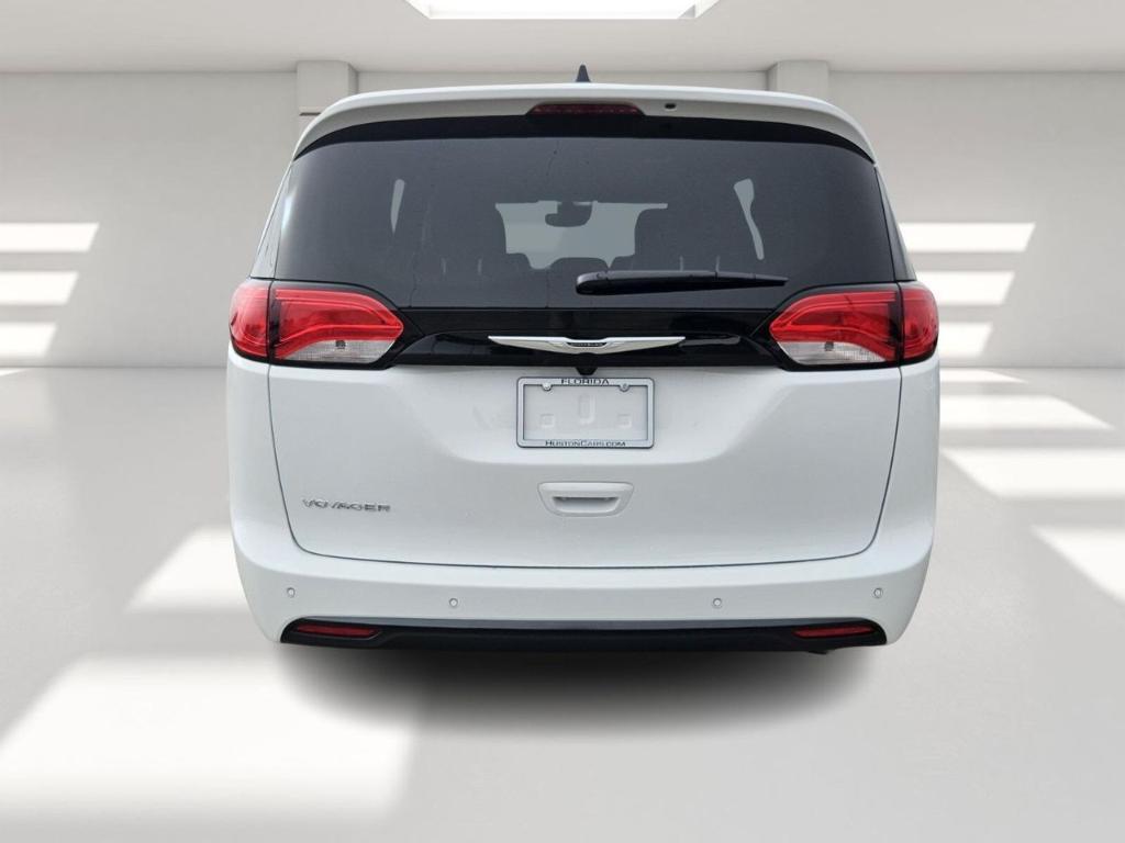 new 2025 Chrysler Voyager car, priced at $39,080