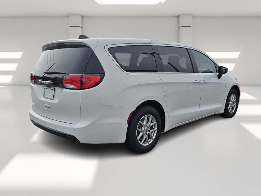 new 2025 Chrysler Voyager car, priced at $39,080