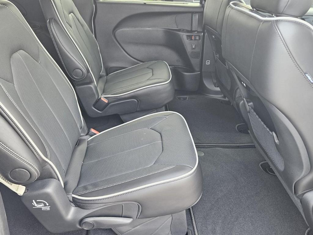 new 2026 Chrysler Pacifica car, priced at $43,925