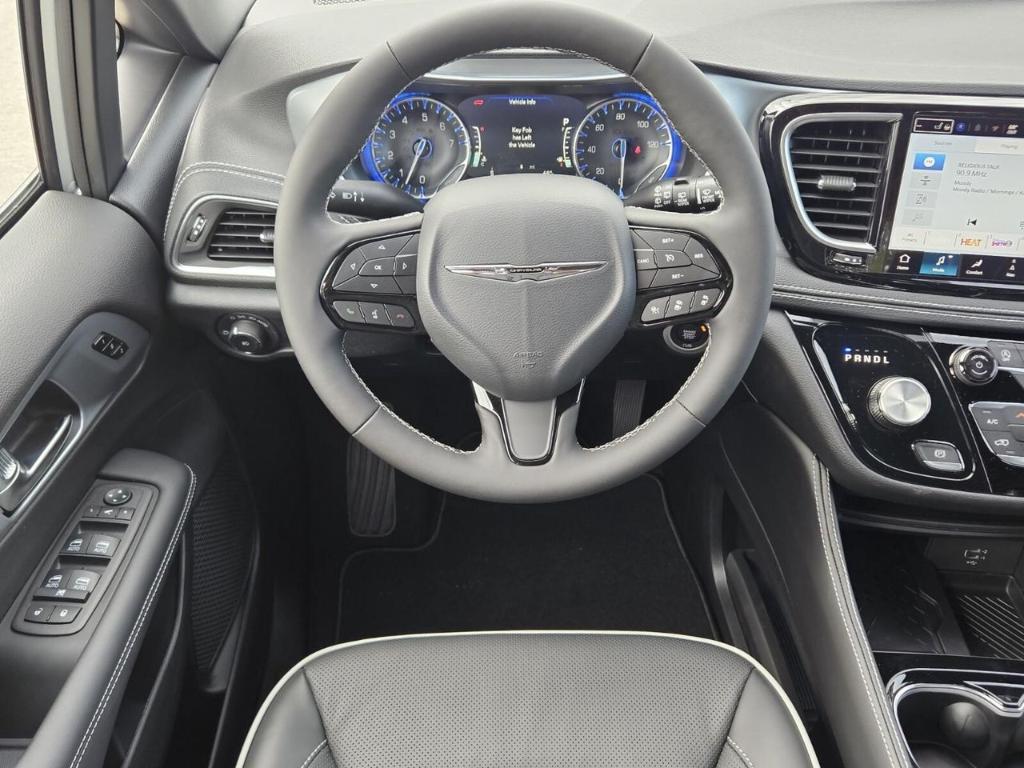 new 2026 Chrysler Pacifica car, priced at $43,925