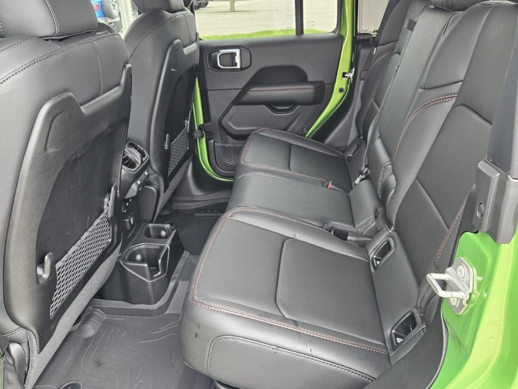 new 2025 Jeep Gladiator car, priced at $48,453