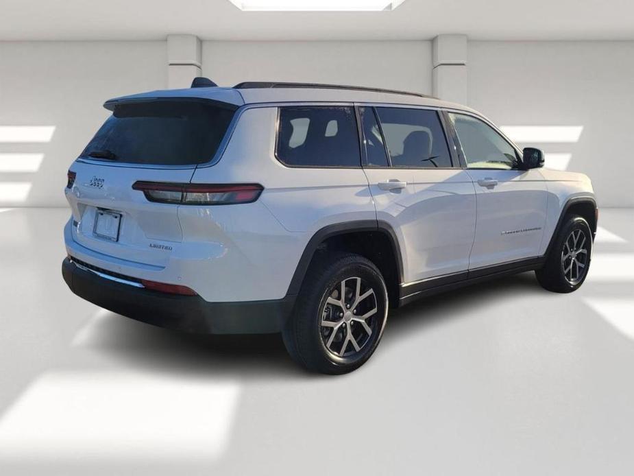 new 2025 Jeep Grand Cherokee L car, priced at $45,200