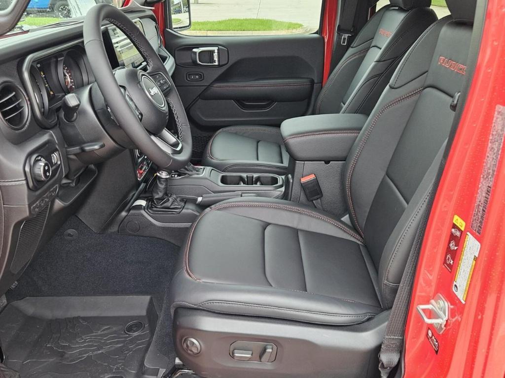 new 2025 Jeep Gladiator car, priced at $48,453