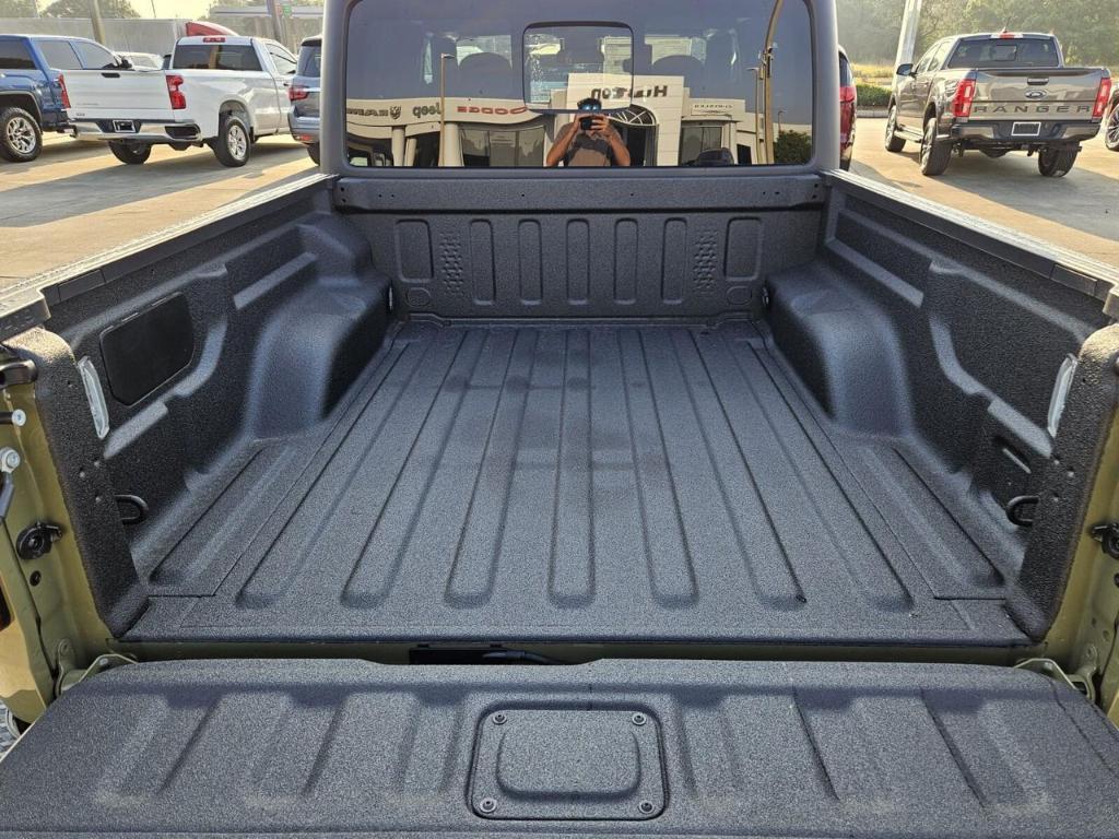 new 2025 Jeep Gladiator car, priced at $41,144