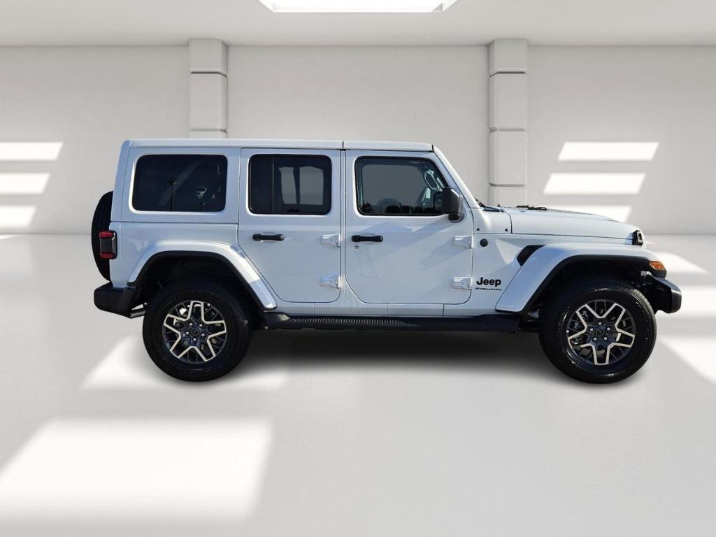 new 2025 Jeep Wrangler car, priced at $47,739