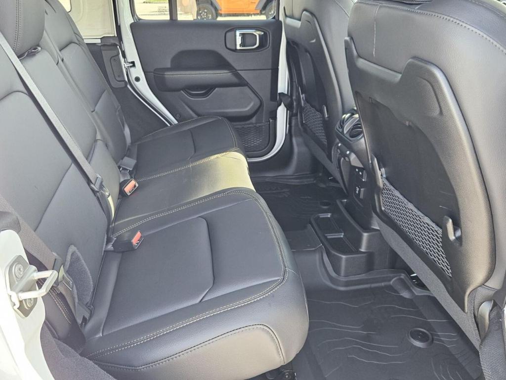 new 2025 Jeep Wrangler car, priced at $47,739