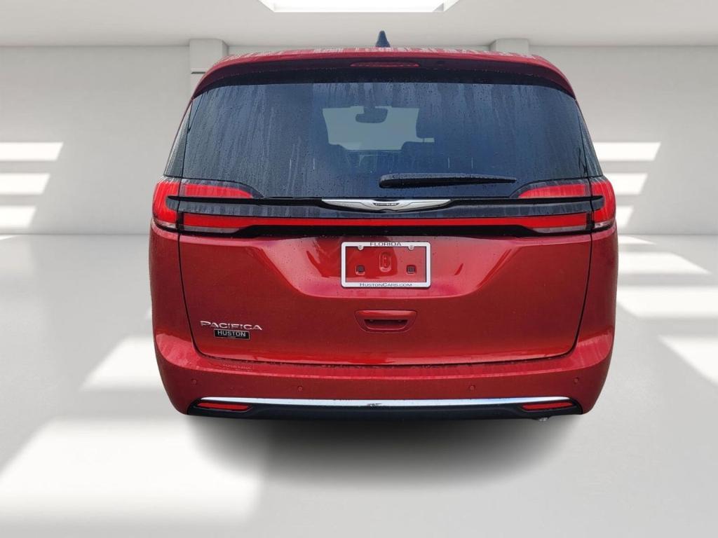 new 2025 Chrysler Pacifica car, priced at $41,874