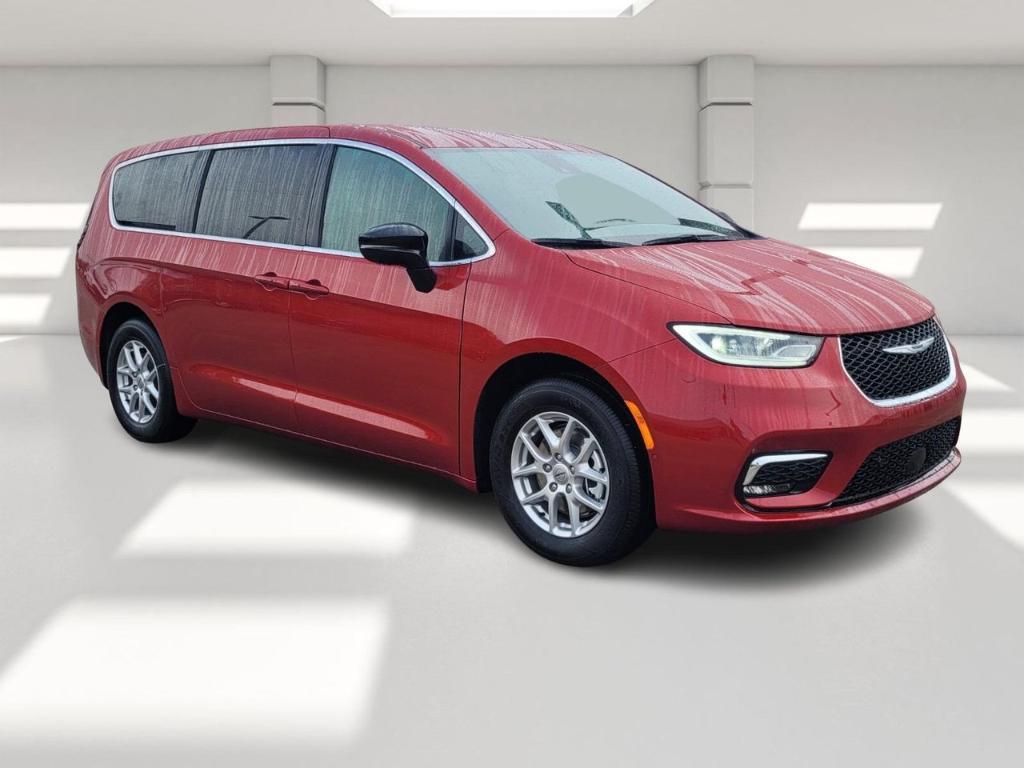 new 2025 Chrysler Pacifica car, priced at $41,874