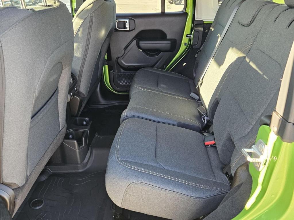 new 2025 Jeep Wrangler car, priced at $47,940