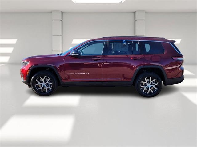 new 2025 Jeep Grand Cherokee L car, priced at $49,335