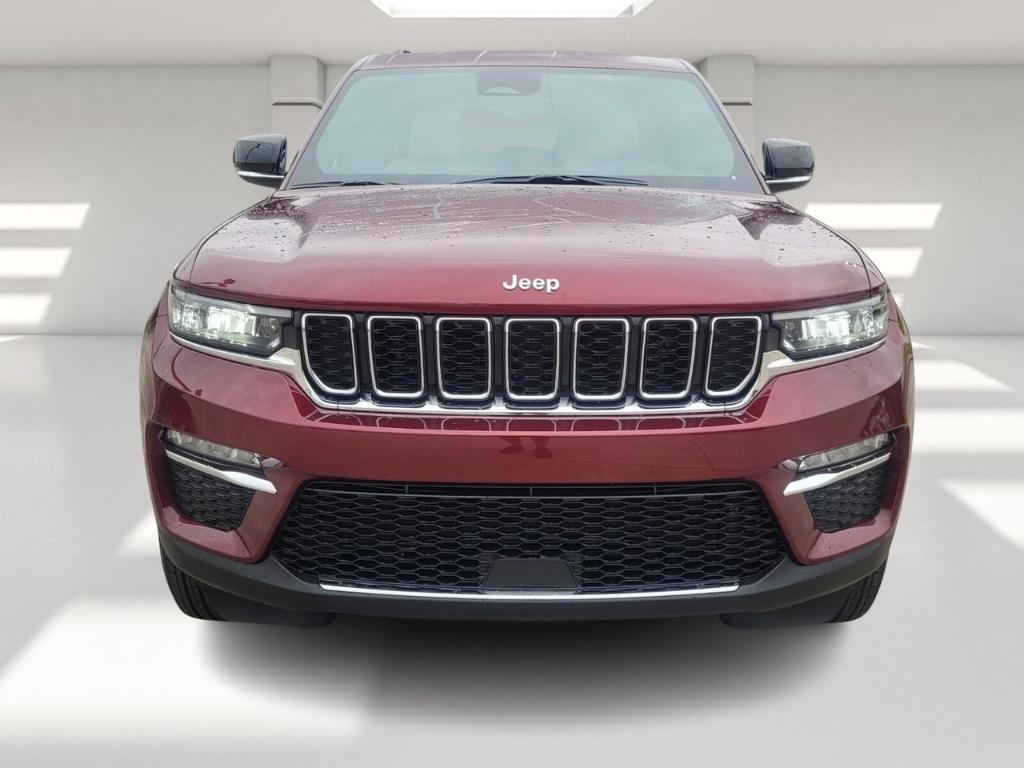 new 2025 Jeep Grand Cherokee car, priced at $42,083