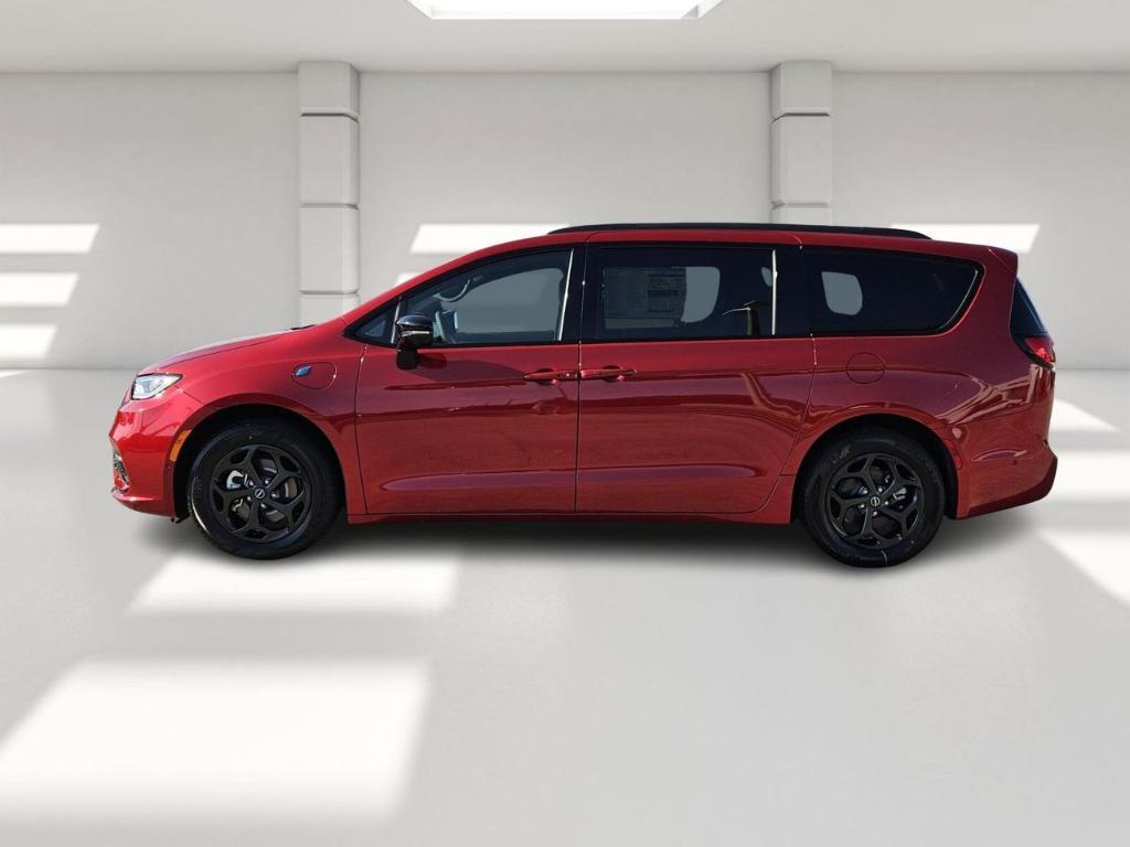 new 2025 Chrysler Pacifica Hybrid car, priced at $57,396