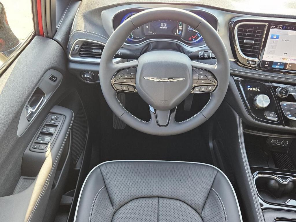 new 2025 Chrysler Pacifica Hybrid car, priced at $57,396