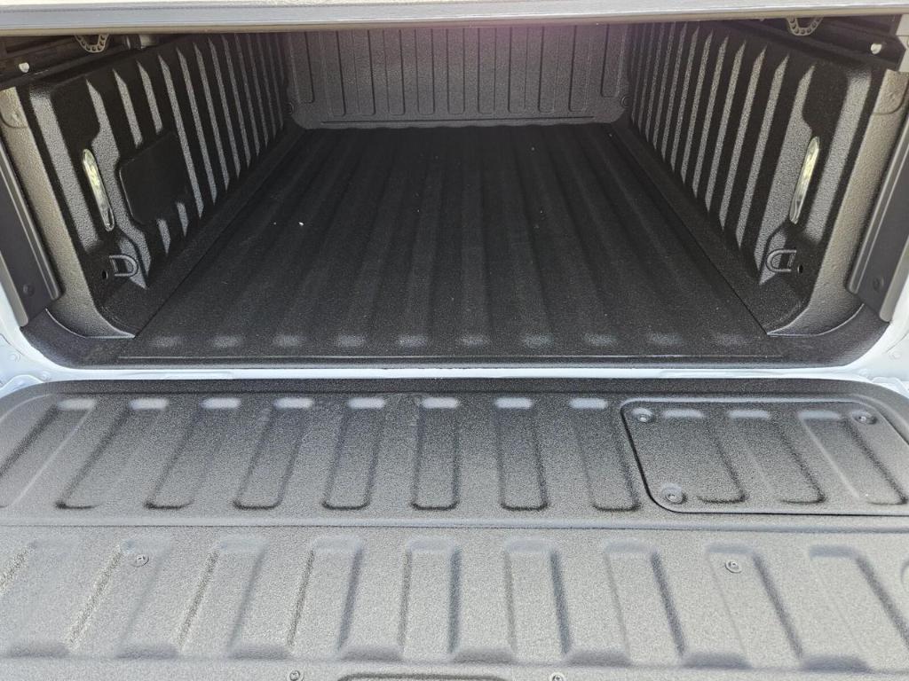 new 2025 Ram 1500 car, priced at $68,874