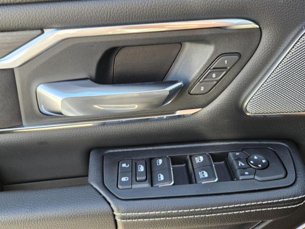 new 2025 Ram 1500 car, priced at $53,577