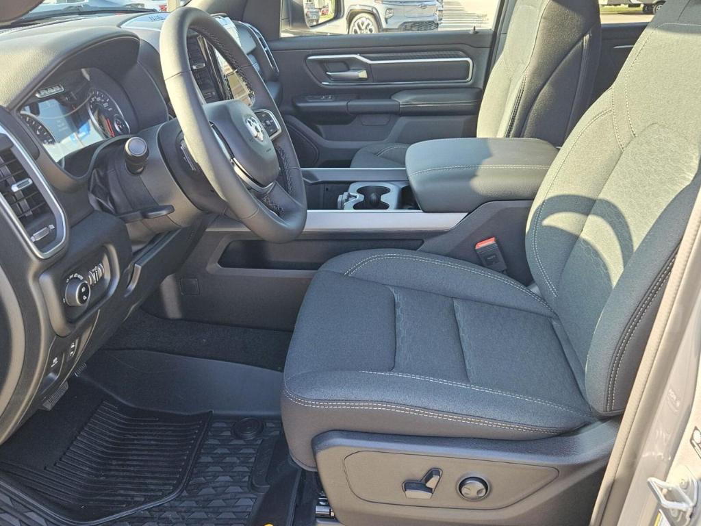 new 2025 Ram 1500 car, priced at $45,731