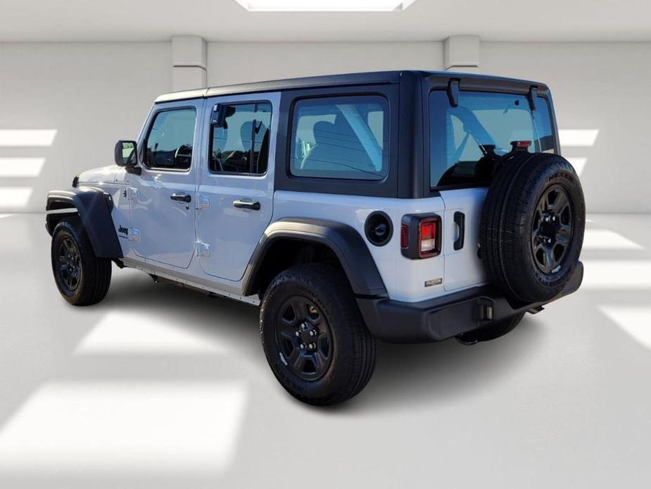 new 2025 Jeep Wrangler car, priced at $40,555