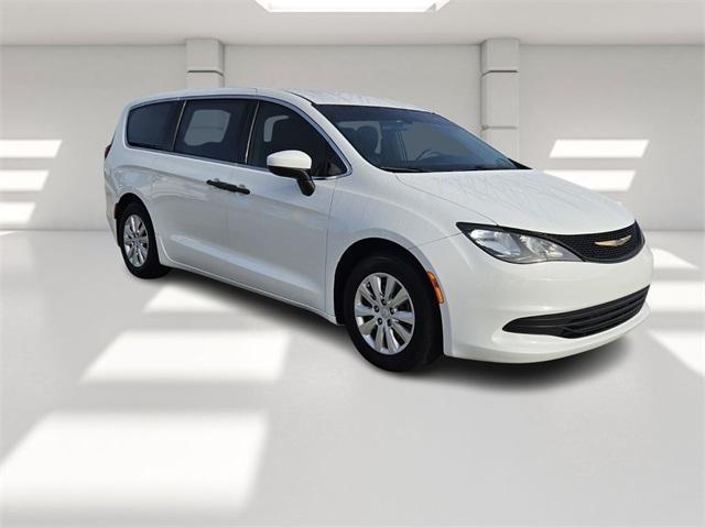 used 2018 Chrysler Pacifica car, priced at $16,812