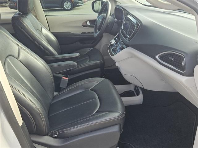 used 2018 Chrysler Pacifica car, priced at $16,812
