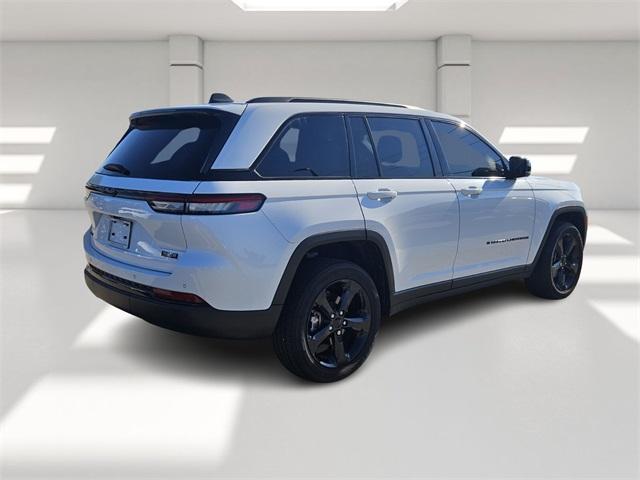 used 2023 Jeep Grand Cherokee car, priced at $29,999