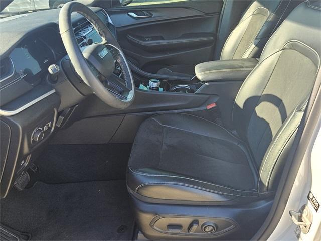 used 2023 Jeep Grand Cherokee car, priced at $29,999