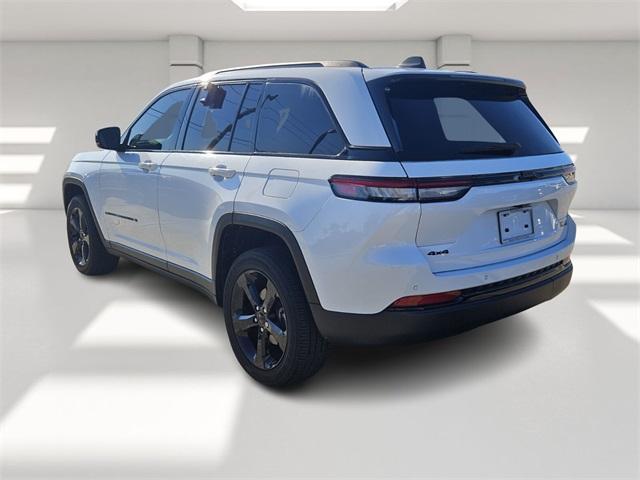 used 2023 Jeep Grand Cherokee car, priced at $29,999
