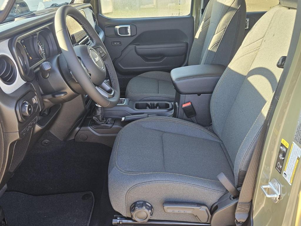 new 2026 Jeep Wrangler car, priced at $46,937