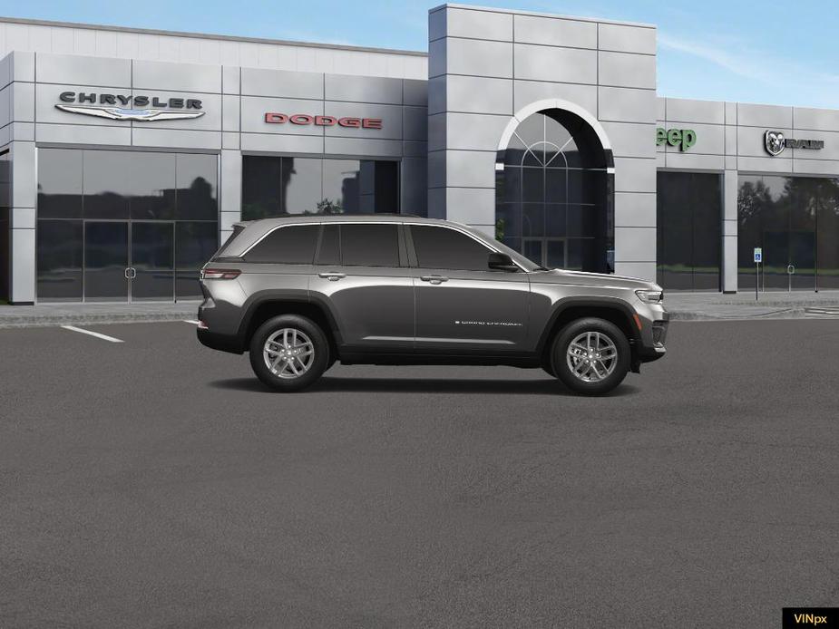 new 2025 Jeep Grand Cherokee car, priced at $38,675