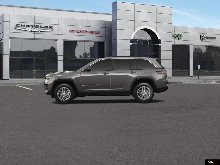 new 2025 Jeep Grand Cherokee car, priced at $38,675