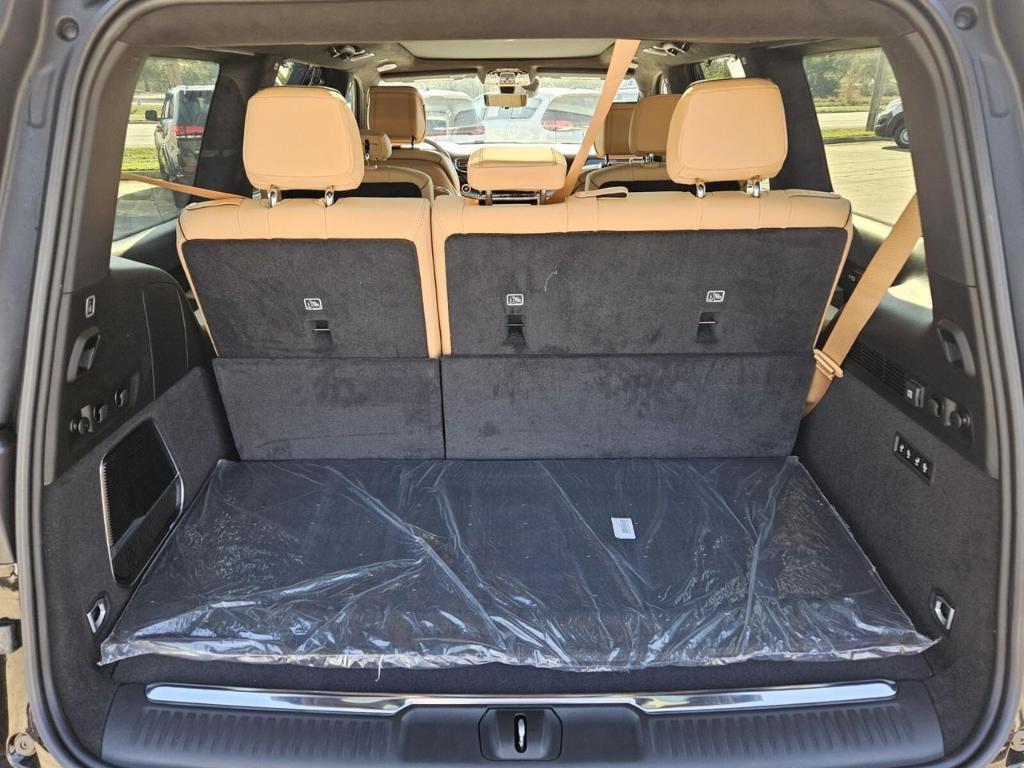 new 2025 Jeep Grand Wagoneer car, priced at $102,453