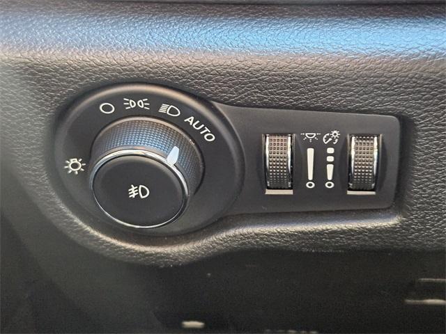 used 2022 Chrysler Pacifica Hybrid car, priced at $24,999